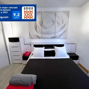  Apartamento A Puertas De La Catedral 90m2 Con Garaje España